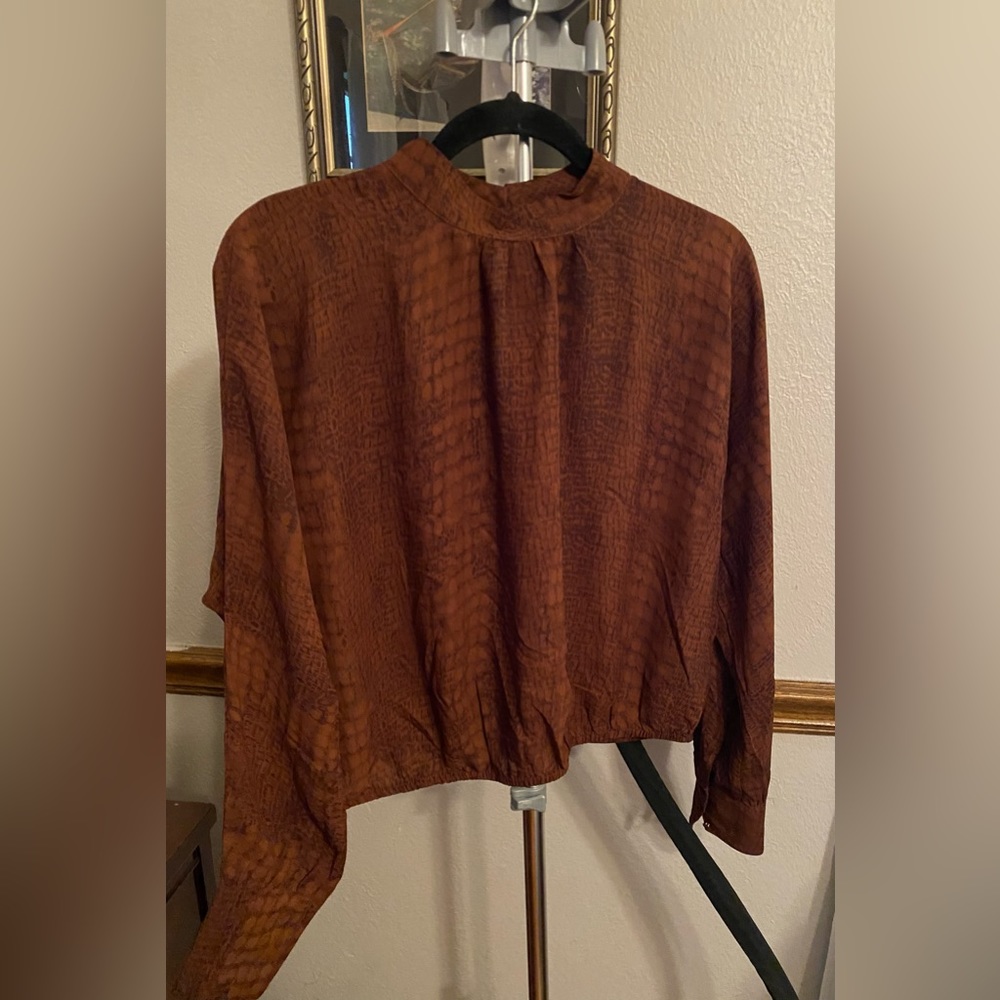 Brand new, no tags. Beautiful blouse! Maison d’Amélie, size M, 100%polyester